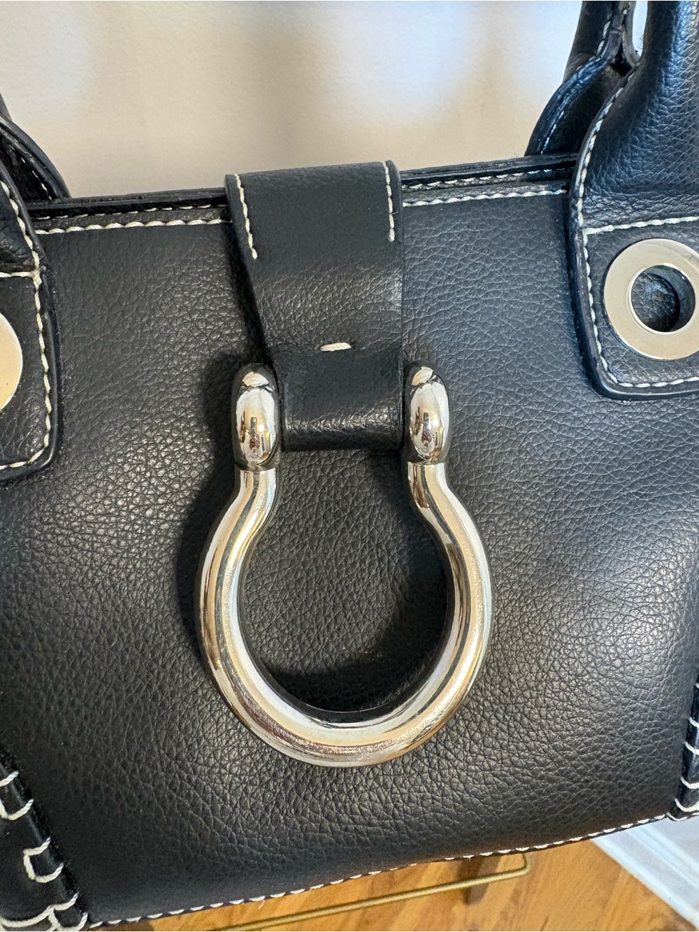 Black Women's Leather Satchel Handbag with Silver Hardware - Picture 2 of 6